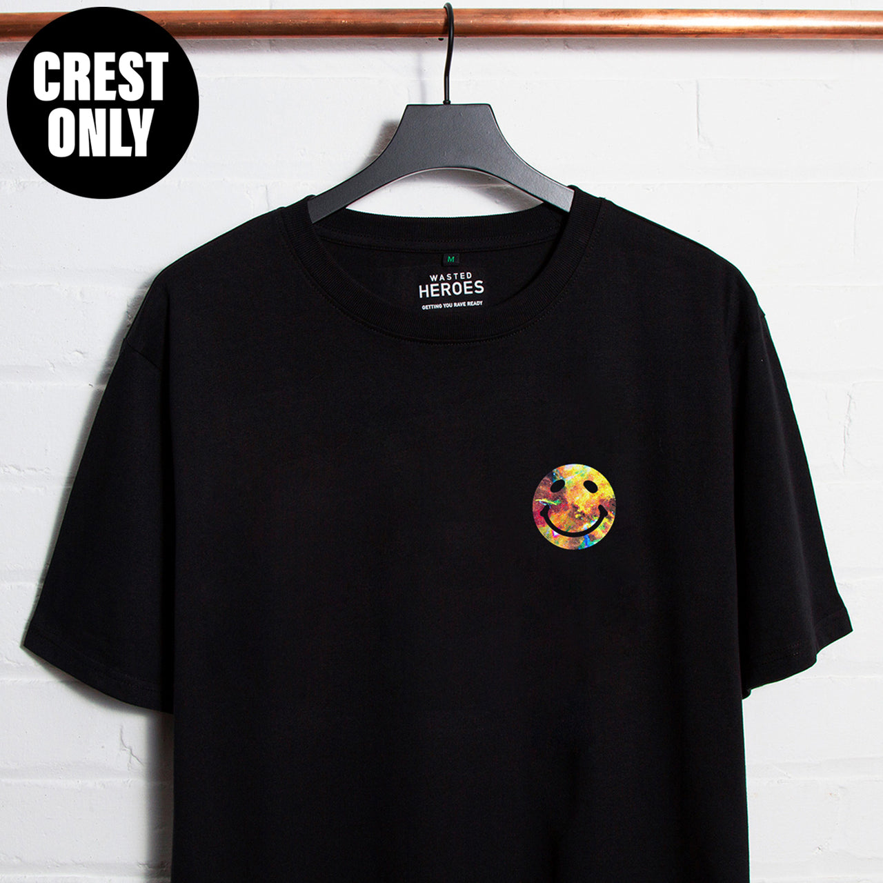 Crest Smiley Spaced - Tshirt - Black
