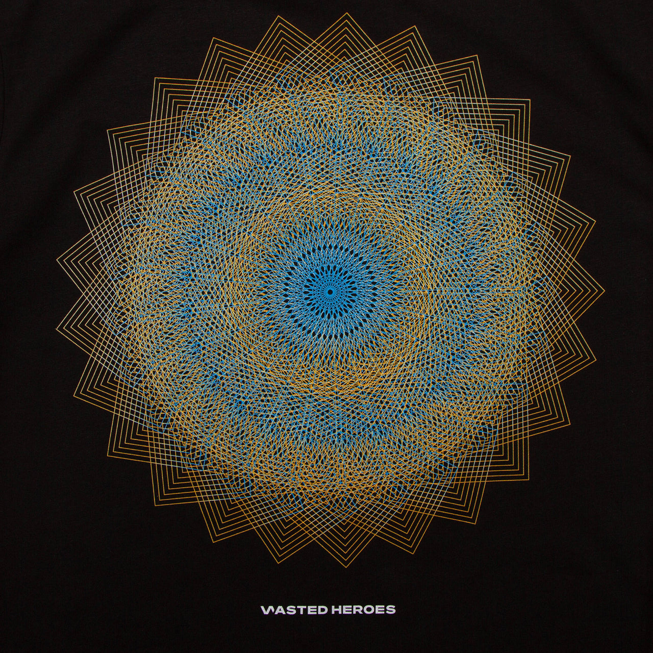 002 Geometric Back Print - Tshirt - Black