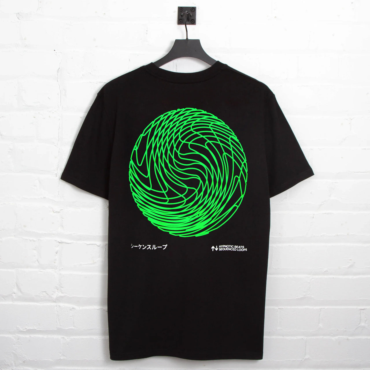 Green Sequence Sphere Back Print - Tshirt - Black