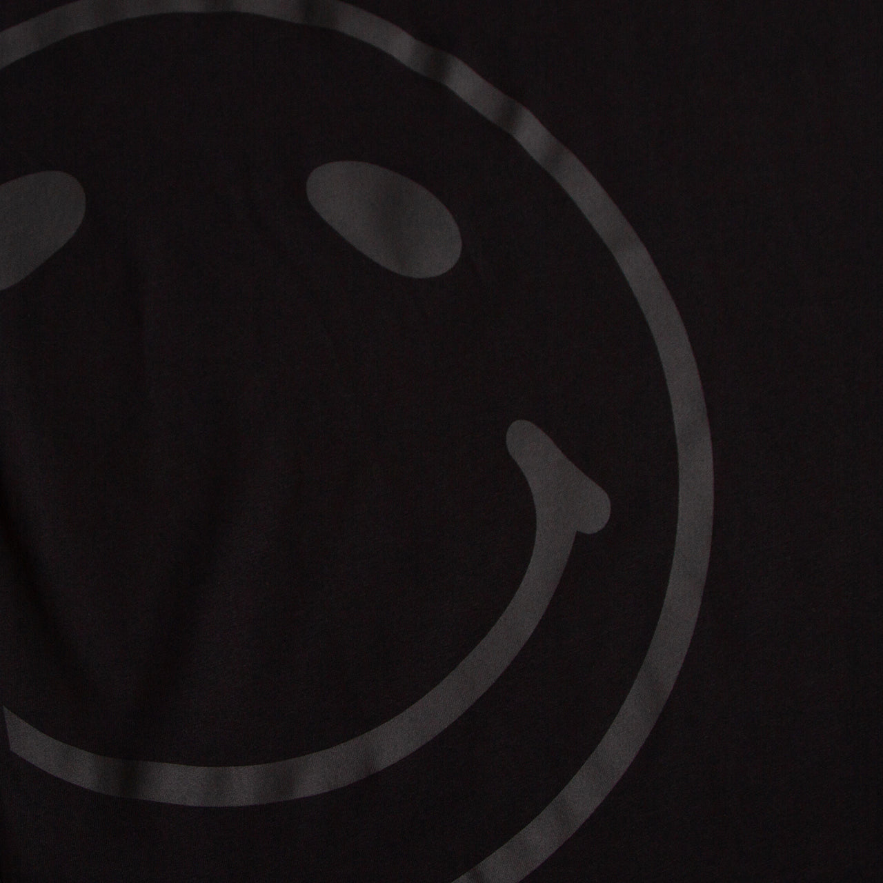 Black On Black Side Smiley - Tshirt - Black