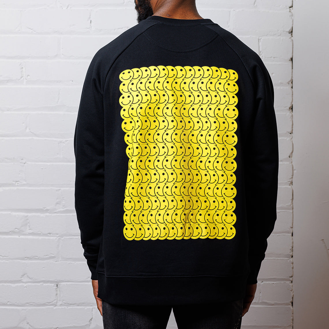 Smiley Trail - Sweatshirt - Black